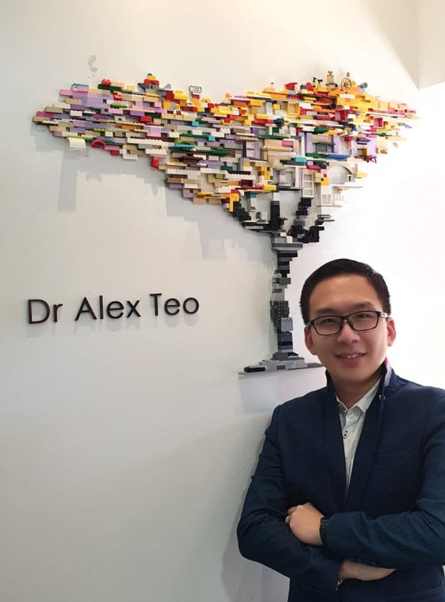 Photo of Dr. Alex Teo